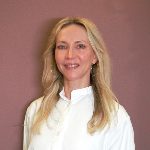 Dr Elizabeth Manchester
