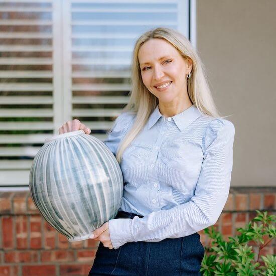 Dr. Elizabeth Manchester